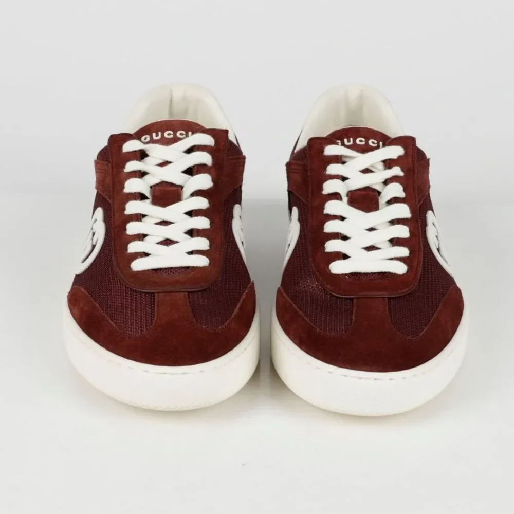 Size Sneakers